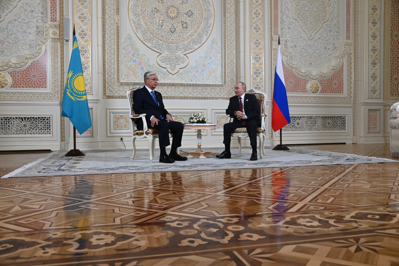 Путин назвал отношения с Казахстаном стратегическими не на словах, а на деле