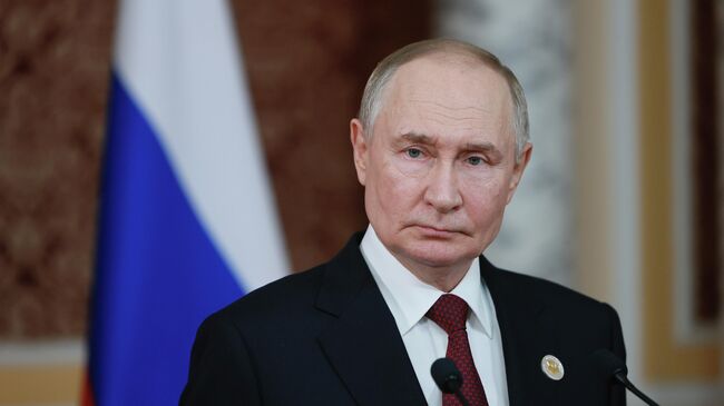 Путин выступил на форуме сотрудничества России и Казахстана в Омске